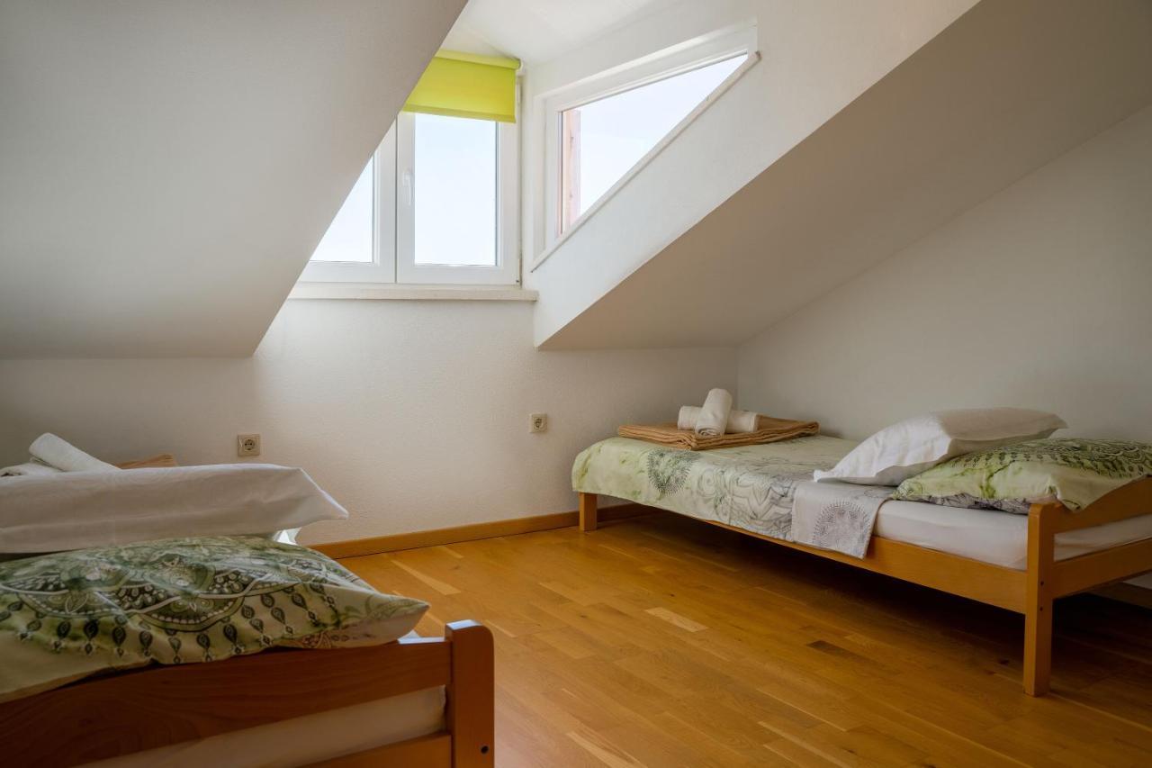 House Fidulic - Penthouse The View Apartment Lumbarda Ngoại thất bức ảnh